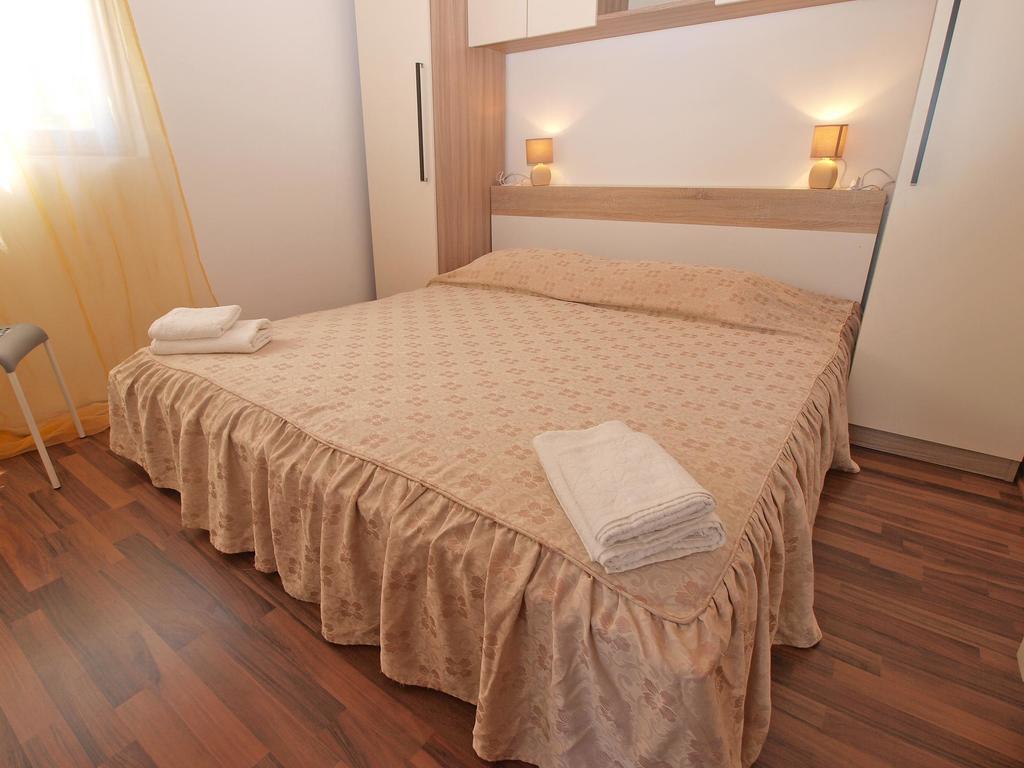 Apartments Dvigradska 1103 Porec Luaran gambar